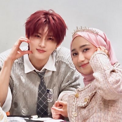 Emmes 티카🌻💚's profile picture