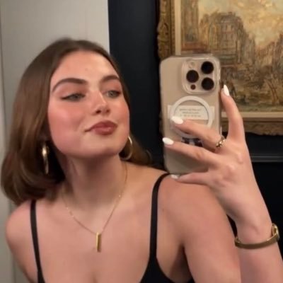 elisa ☽'s profile picture