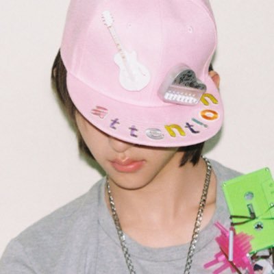 ·w·'s profile picture