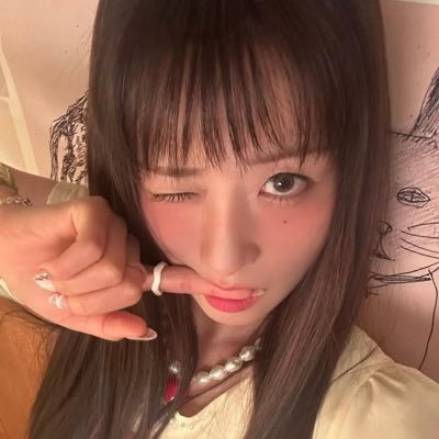 picsbomi's profile picture