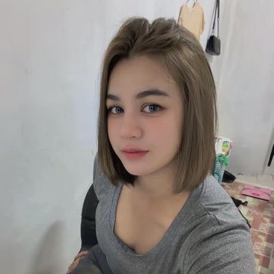 นิก ศิริญธร 🖤's profile picture
