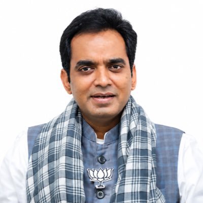 PankajSinghBJP's profile picture