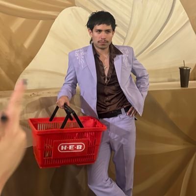 oimiento's profile picture