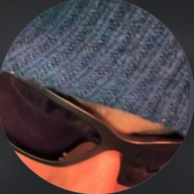 ★'s profile picture