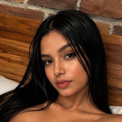 Latin Raven's profile picture