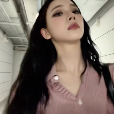 logx2s2's profile picture