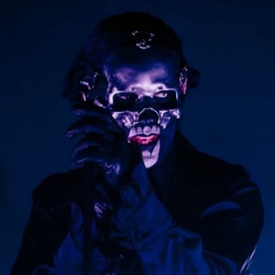 PUNKCR0WLEY's profile picture