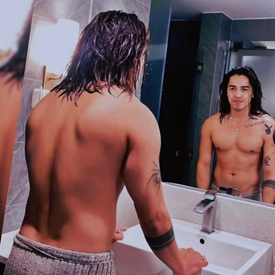 Ado83727383's profile picture