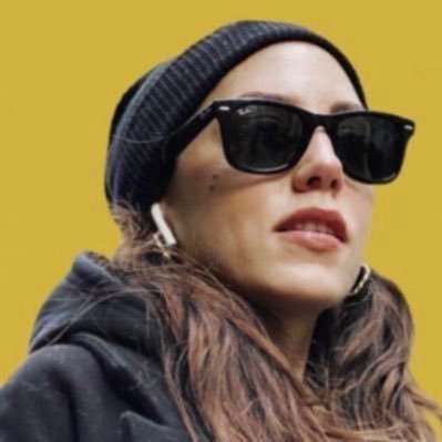 DisasterQueenEs's profile picture