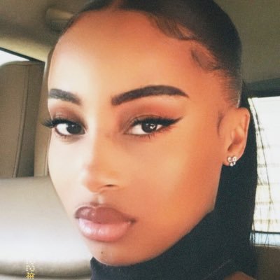 🦢.'s profile picture