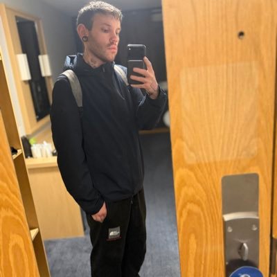 B💦🐷's profile picture
