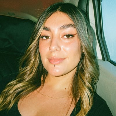 agustina's profile picture