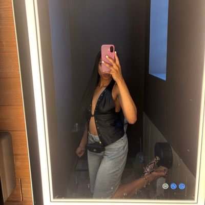 pushakai's profile picture