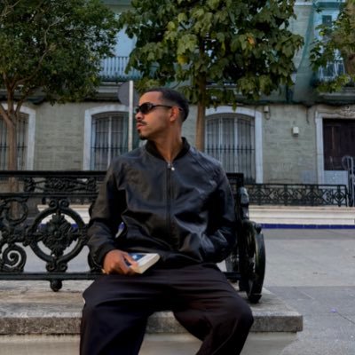 theusalvic's profile picture