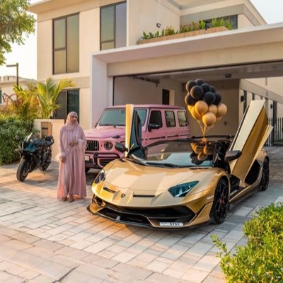 malaikahraja02's profile picture