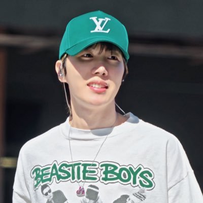 basti. ⁷ will see bts!! | ⊙⊝⊜'s profile picture