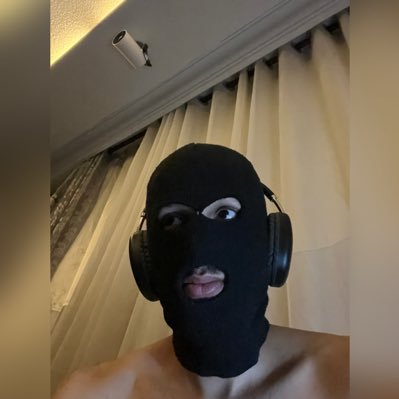 is1s26's profile picture