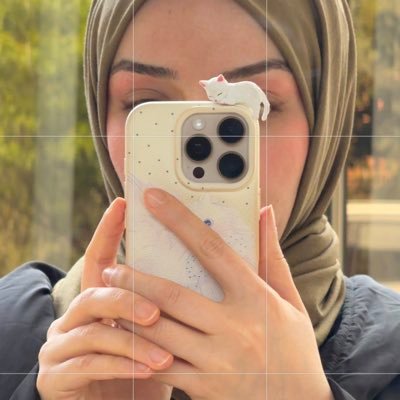 meryem's profile picture
