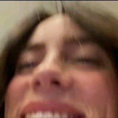 rosie 𝜗𝜚's profile picture
