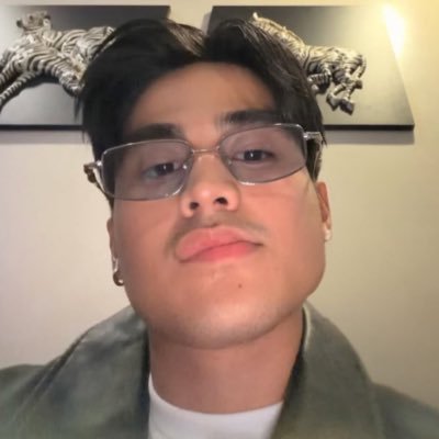 ツ's profile picture