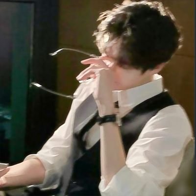 𝗨𝗻𝗳𝗶𝗹𝘁𝗲𝗿𝗲𝗱's profile picture