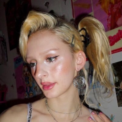 J★DE 💘's profile picture