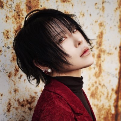 valshe9's profile picture