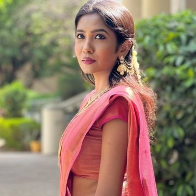 Divya 😘's profile picture