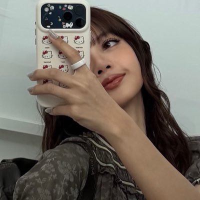 lisa's profile picture