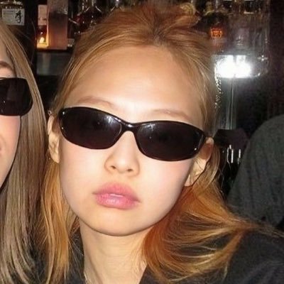 ??'s profile picture