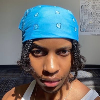 Baguette with an F ☆'s profile picture