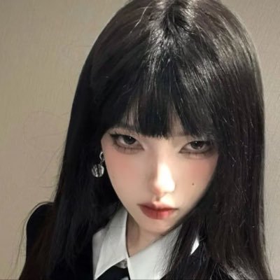 黎🖤's profile picture