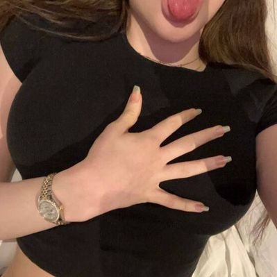 lora5052's profile picture