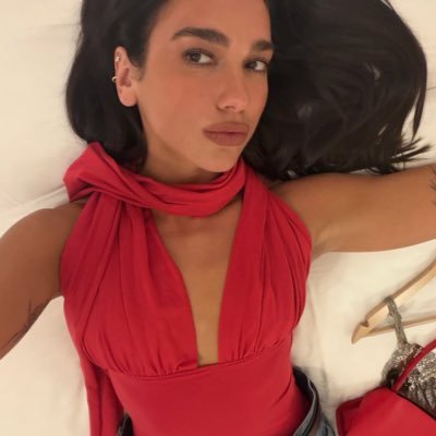ashfreniaa's profile picture