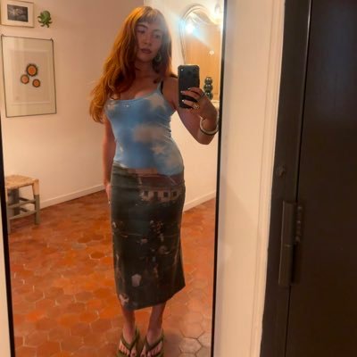 clarabeepbeep's profile picture