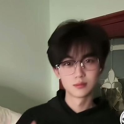 DiannNumbe16974's profile picture