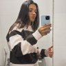 lara's profile picture
