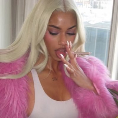 ᴍʏᴀ ᥫ᭡.'s profile picture