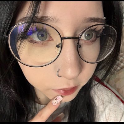 prettywitch's profile picture