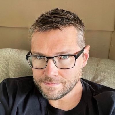 RedKingRuairi75's profile picture
