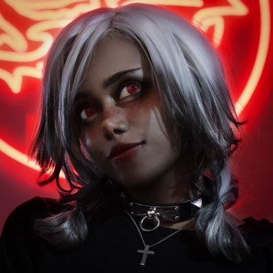 thelittlevampyr's profile picture