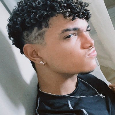 opressuposto's profile picture