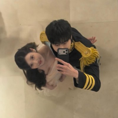 𝑳☘︎'s profile picture