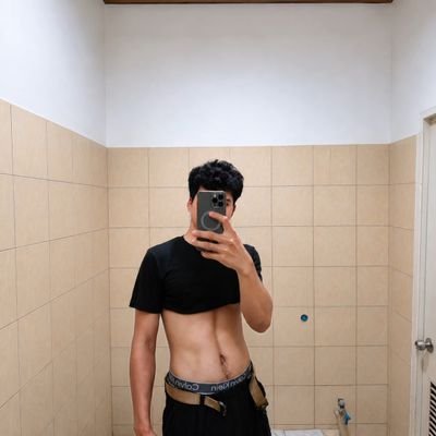 thesecretman69's profile picture