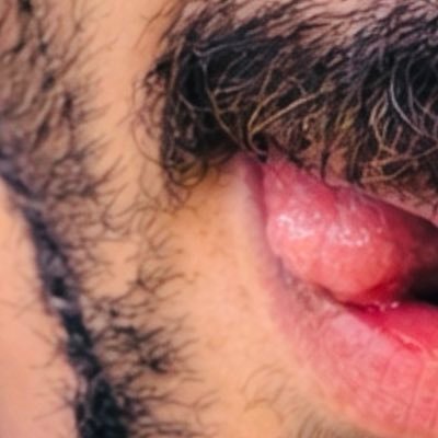 x_v8r's profile picture