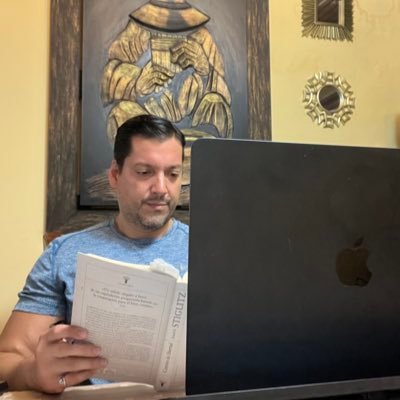 Econ. Fernando Villamar's profile picture