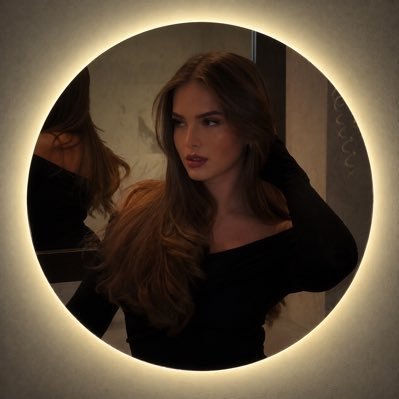S.'s profile picture
