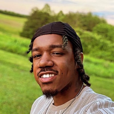 AlexJayeSINGER's profile picture