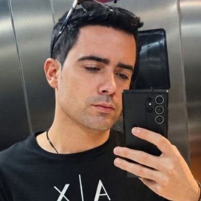 Héctor's profile picture