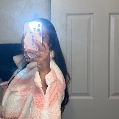 WhoCaresNotBre's profile picture
